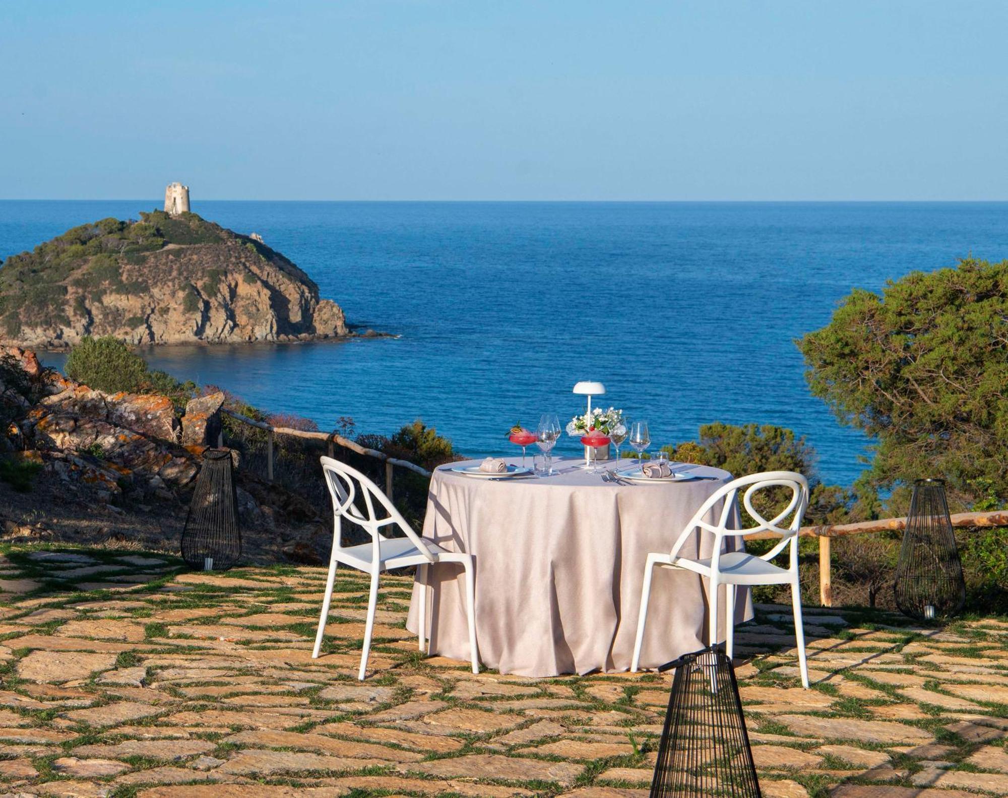 Baia Di Chia Resort Sardinia, Curio Collection By Hilton Exterior photo