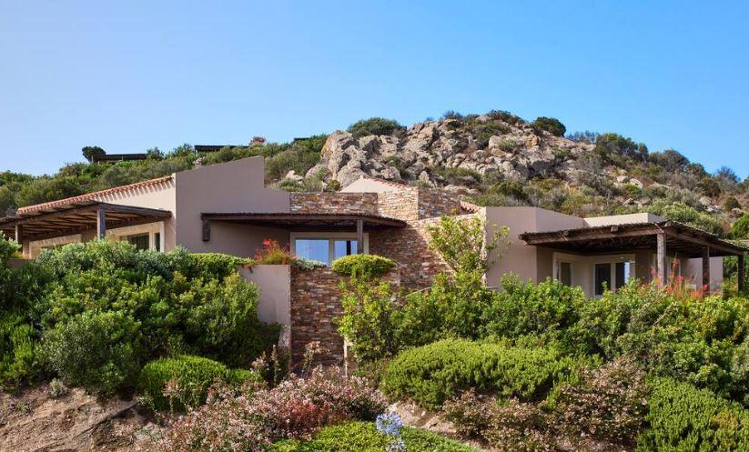 Baia Di Chia Resort Sardinia, Curio Collection By Hilton Exterior photo